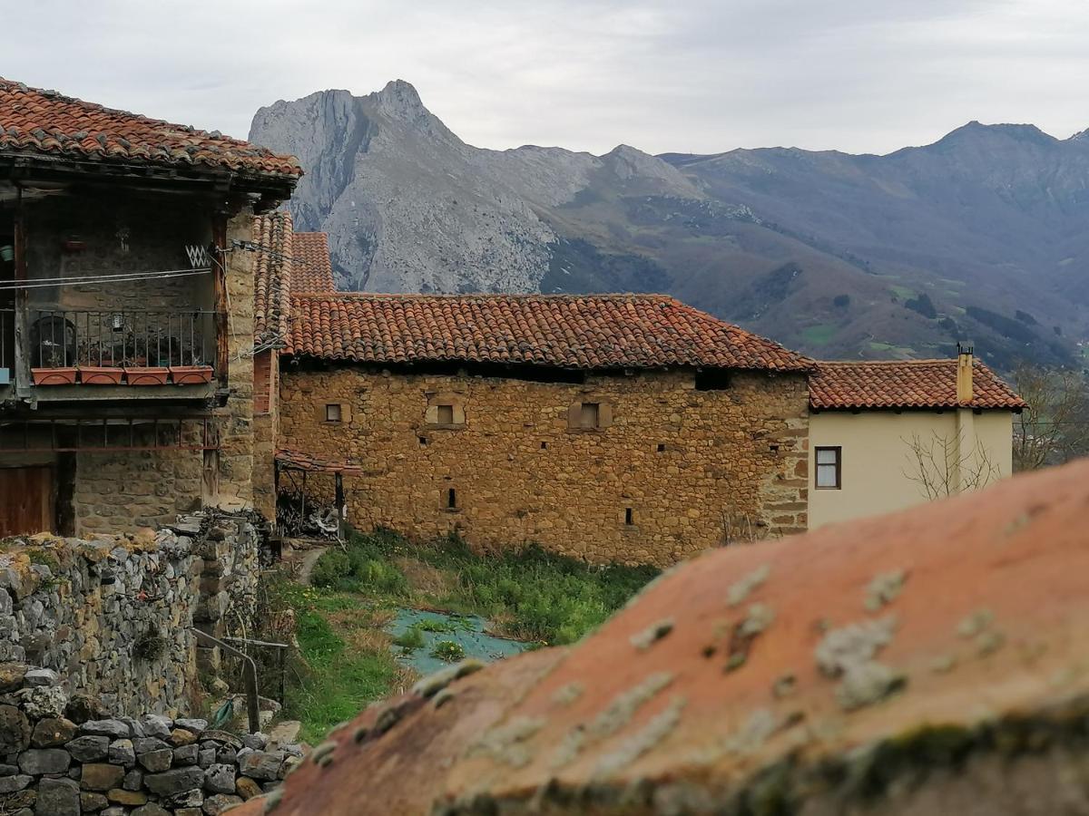 Casa Rural El Enebral En Potes Picos De Euopa Colio Extérieur photo