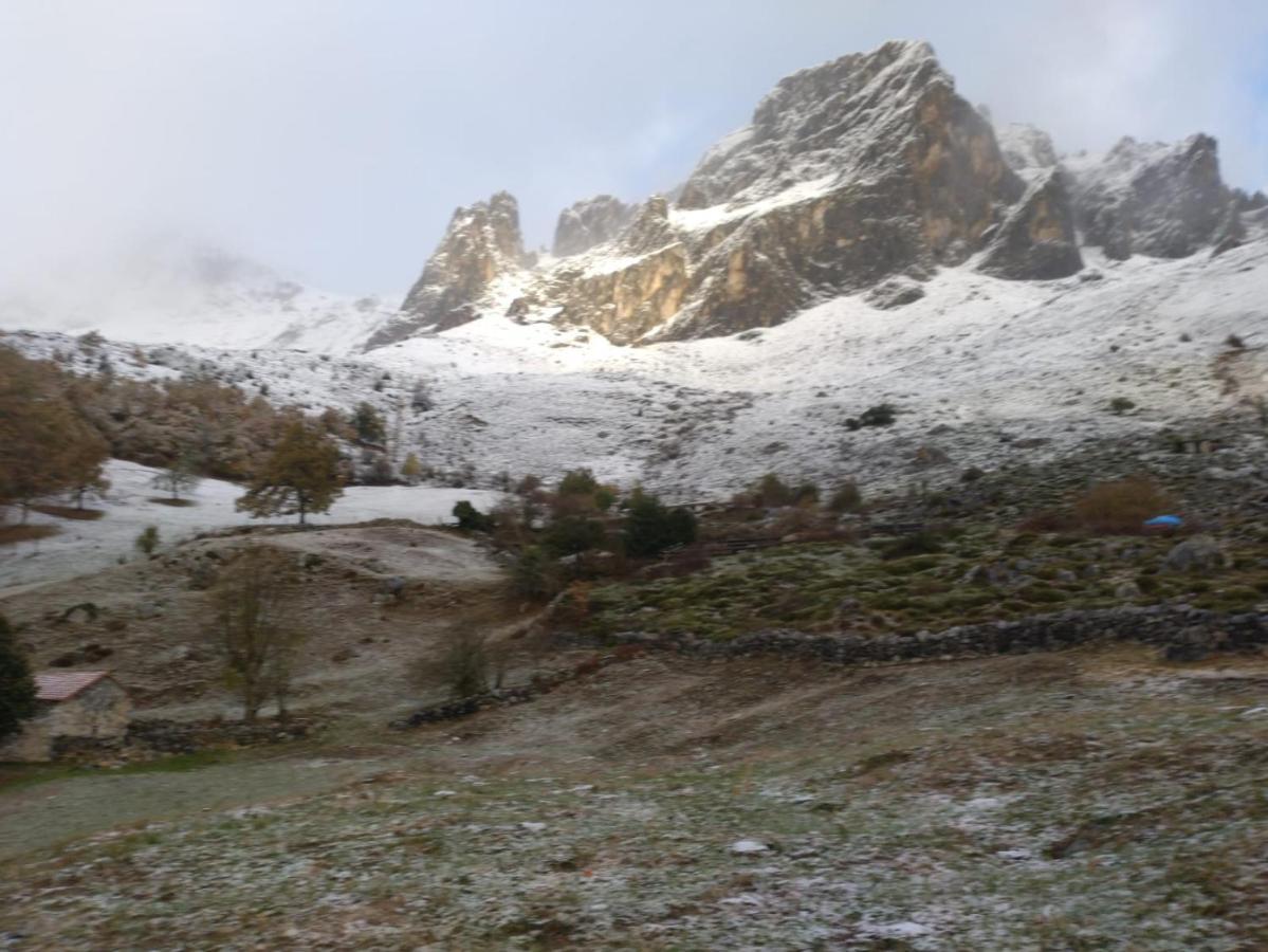 Casa Rural El Enebral En Potes Picos De Euopa Colio Extérieur photo